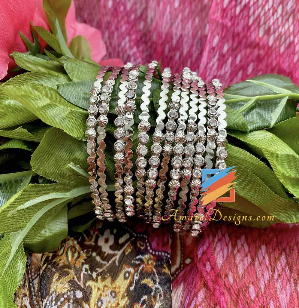 Braccialetti in argento con pietre incastonate
