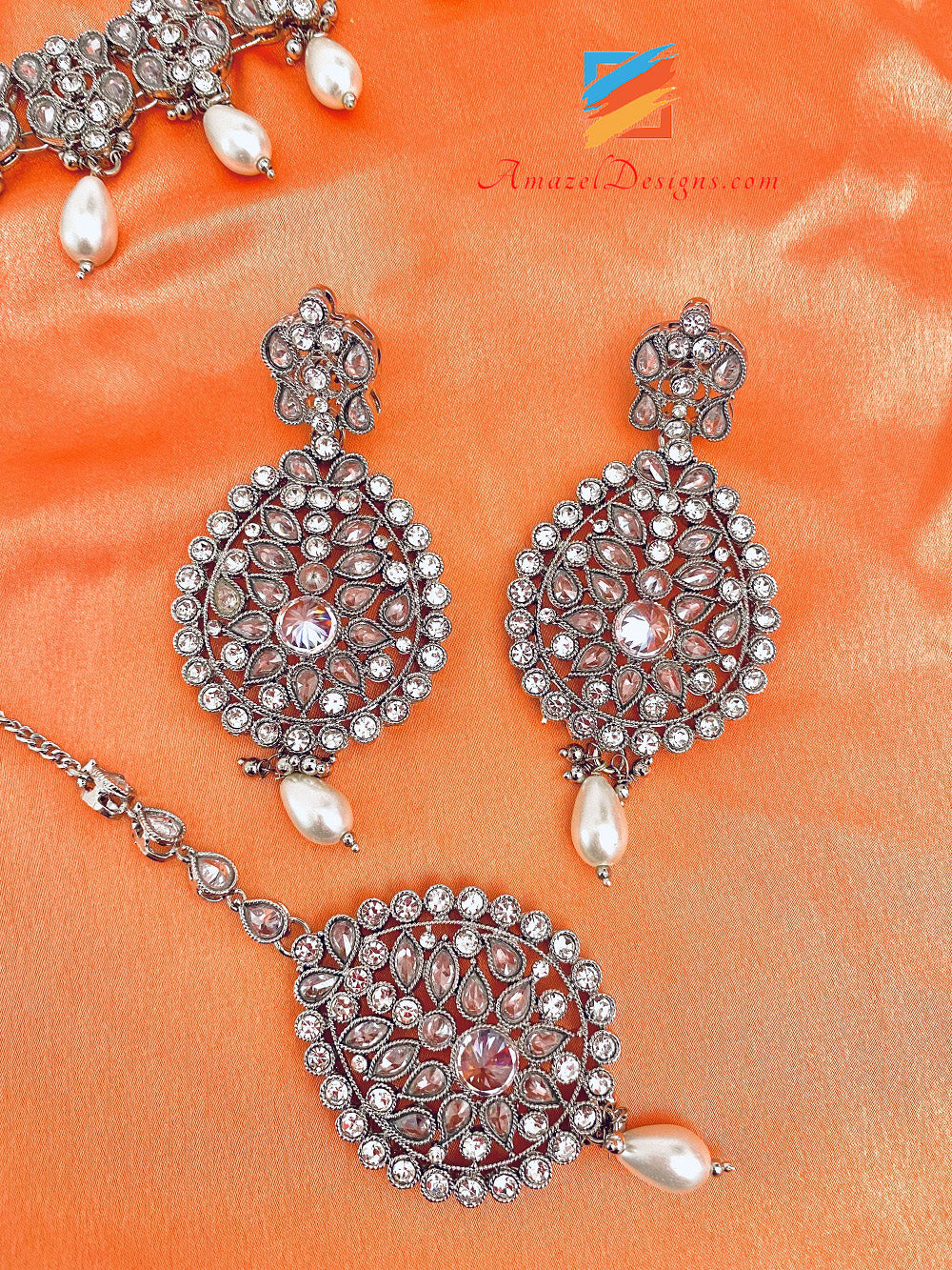 Polki Silver Long Haar With White Pearls Earrings Tikka Set