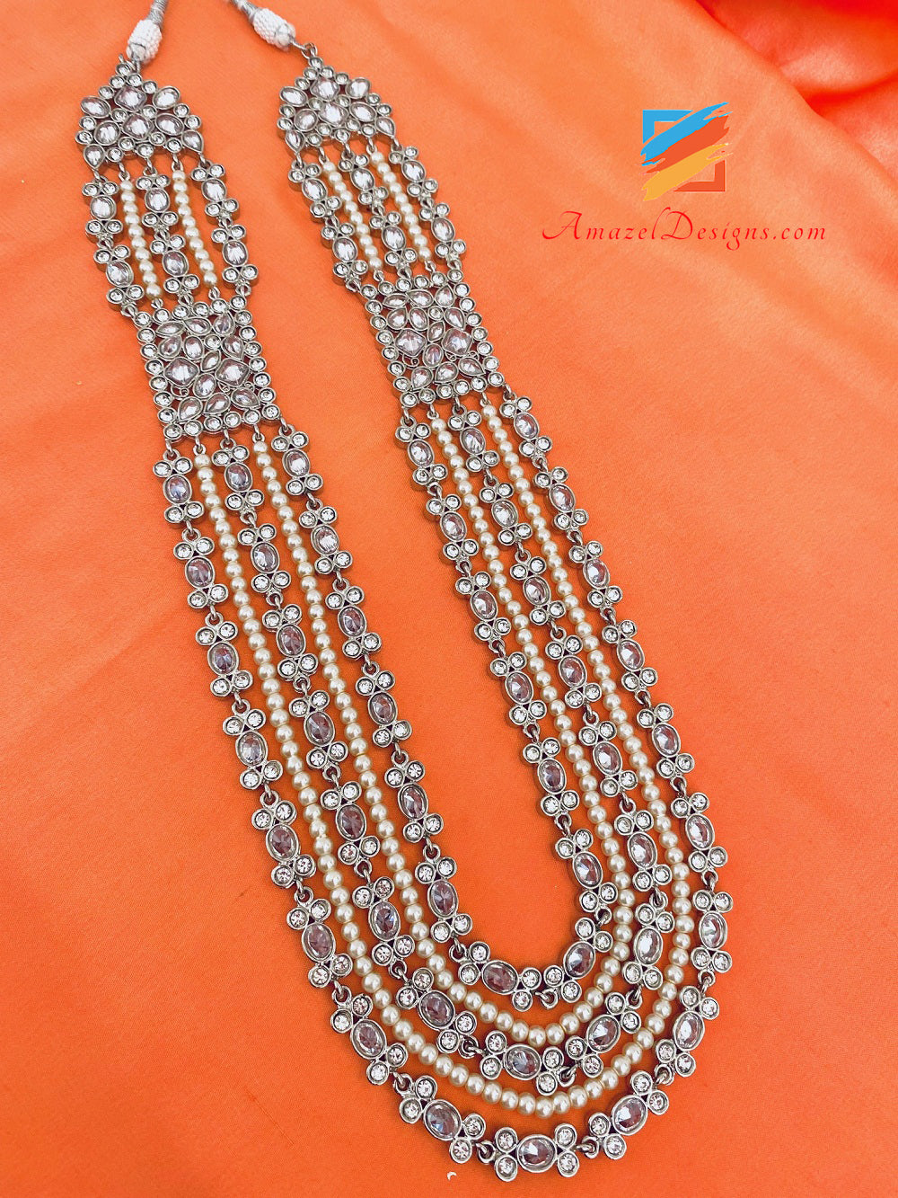 Set di orecchini Tikka con collana lunga Rani Haar in argento con polki e pietre