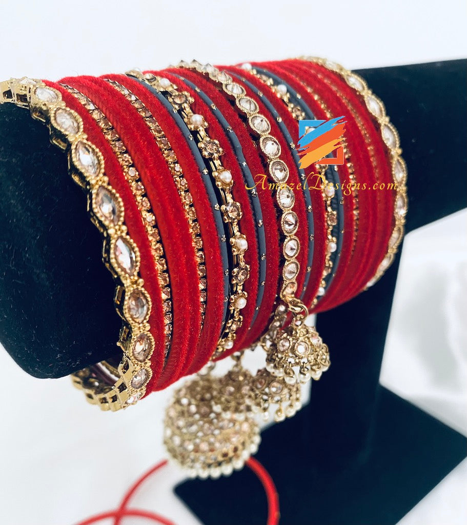 Kleines und großes Jhumki Kada Armreifen-Set