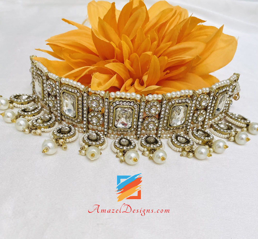 Stone Choker Necklace Earrings Tikka Passa Set