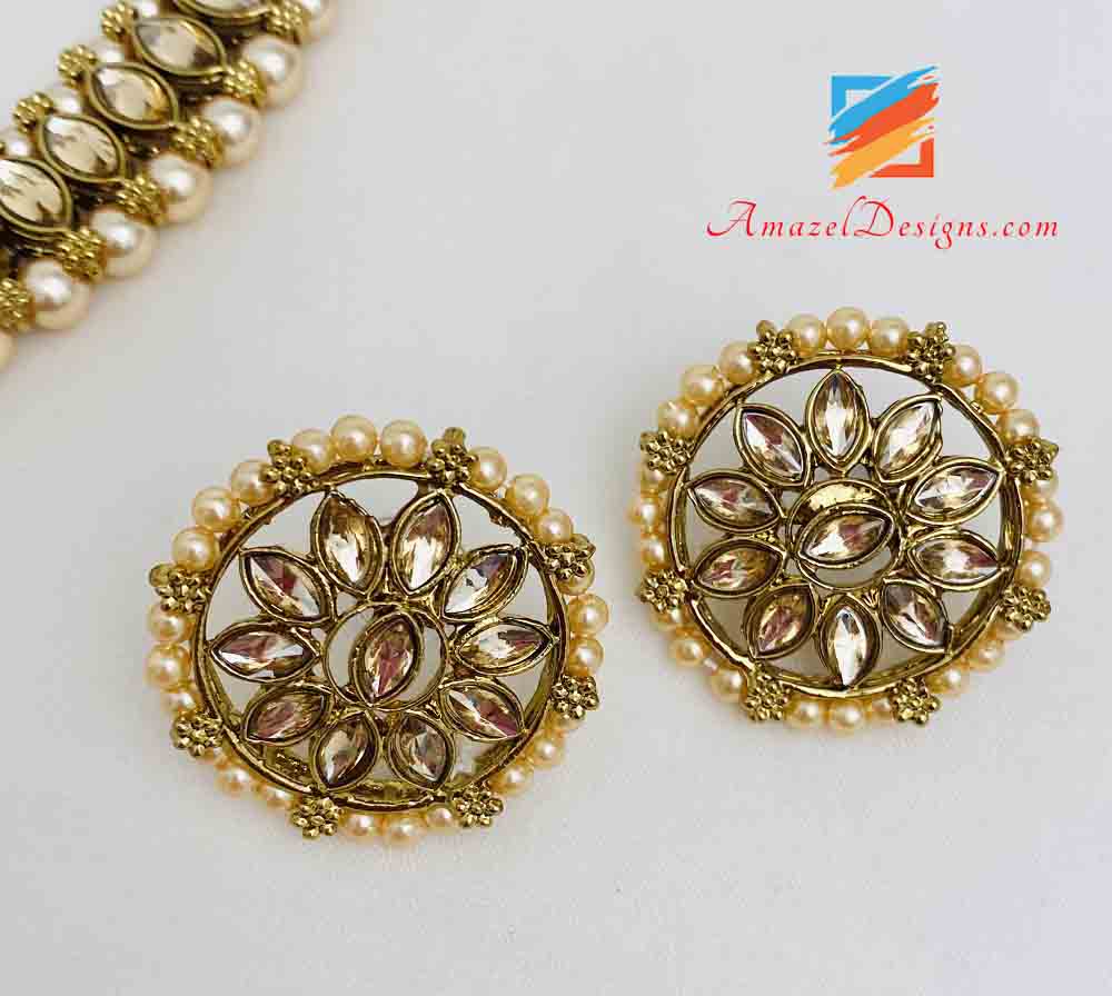 Girocollo/collana a linea singola super leggera e flessibile con borchie