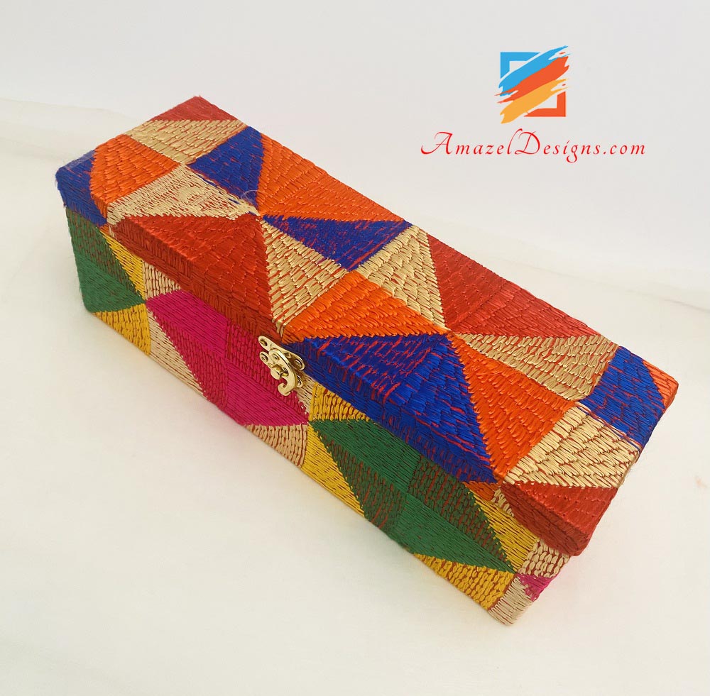 Traditionelle Fulkari Churra/Armreif-Box