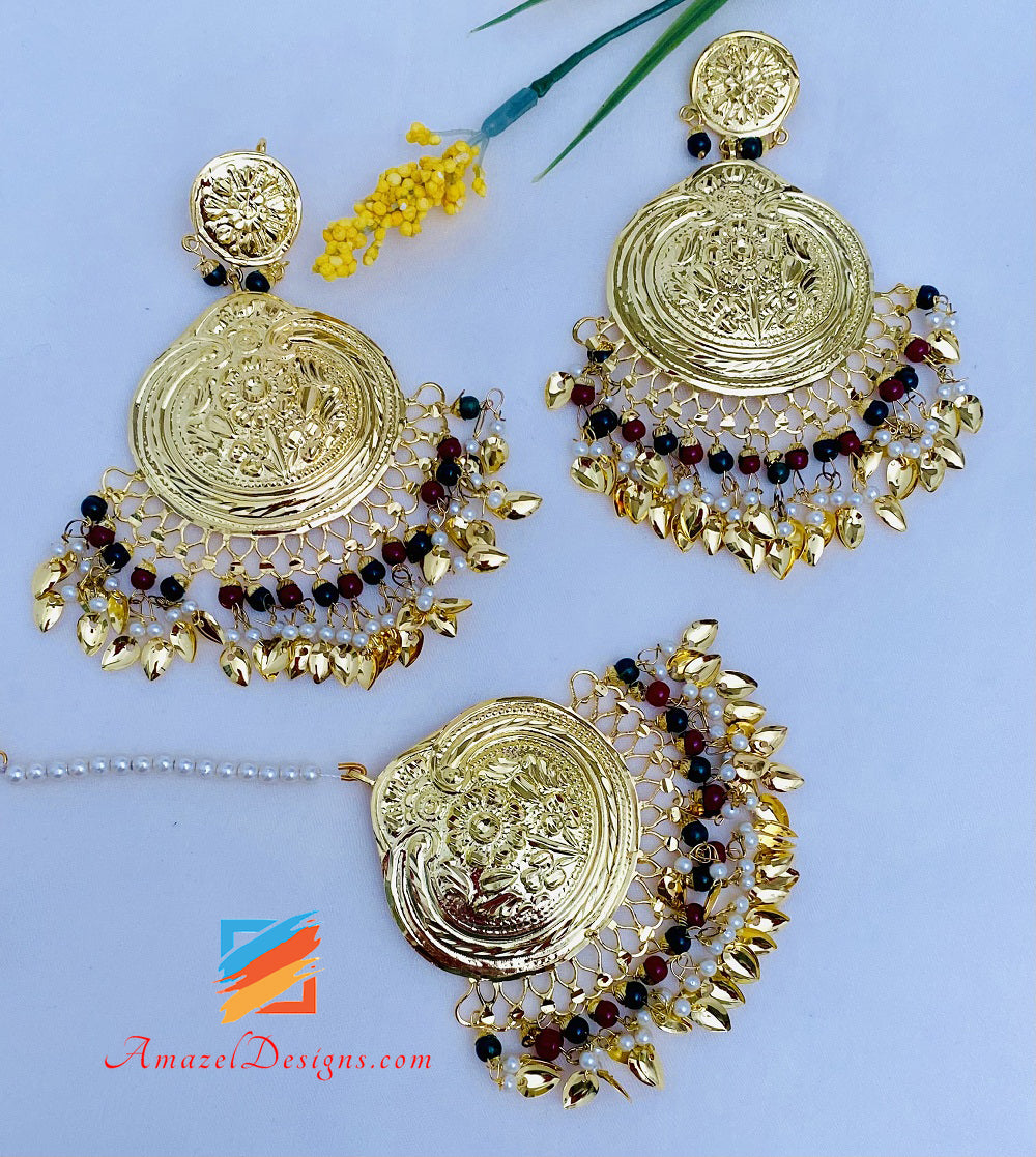 Traditionelles Pippal Patti Super Lightweight Golden mit grün kastanienbraunen Perlen Ohrringe Tikka Set