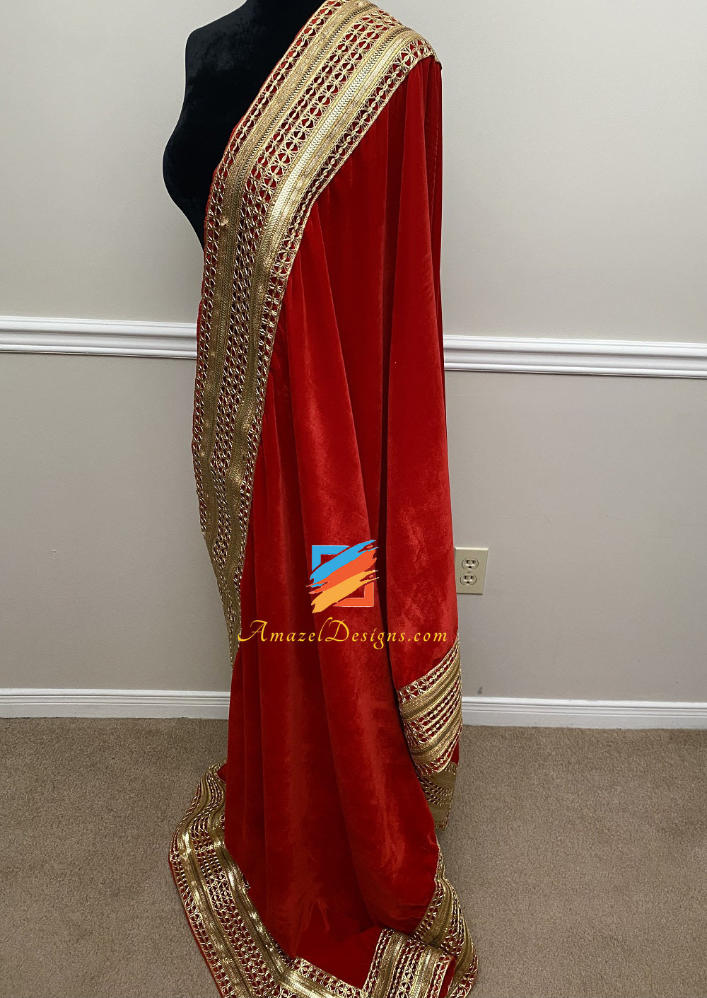 Ampio scialle di velluto rosso in pizzo Tilla Sitara Dabka Gotta