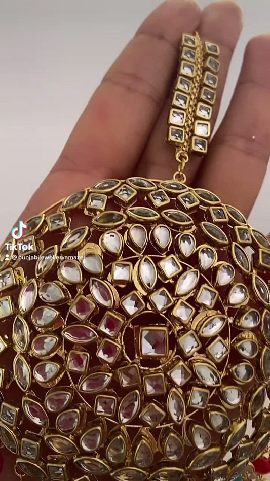 Oversized Multicoloured Kundan Pipal Patti Tikka