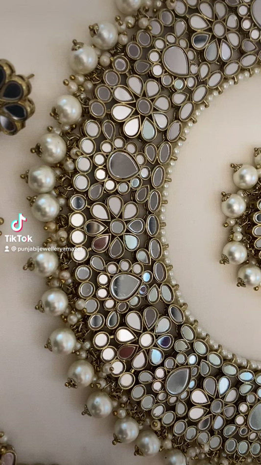 Golden Sheesha Necklace Earrings Tikka Set