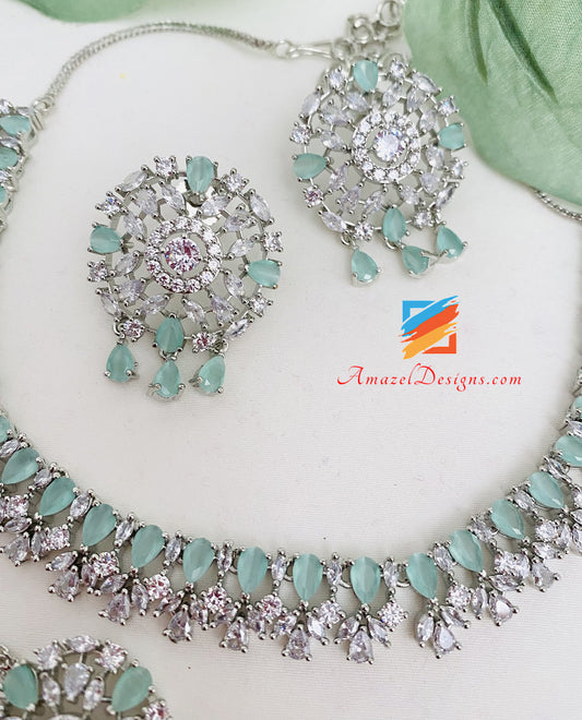 American Diamond(AD) Silber Mint Halskette/Choker Ohrstecker Tikka Set