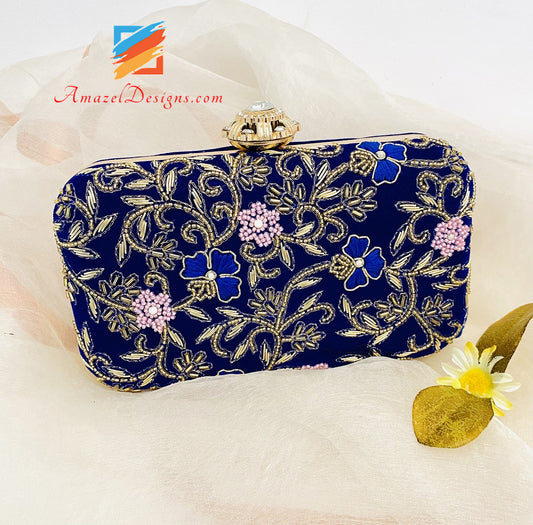 Blue Moti Dabka Touch Of Pink Work Chiusura Swarovski 