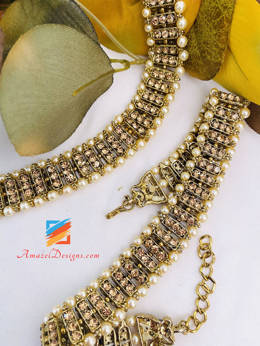 Champagne Stone And Beads Payal