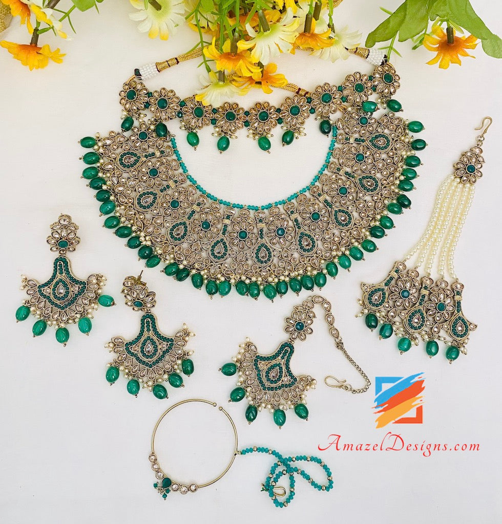 Smaragd (grün) Polki Halskette Choker Ohrringe Tikka Nath und Jhoomer Set 