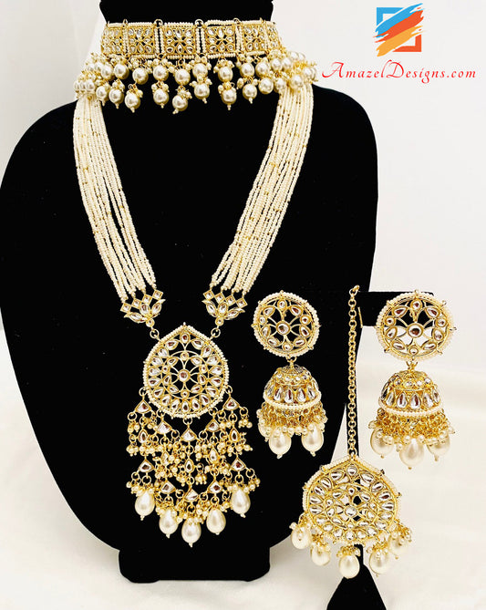 Feine Perlen, leicht, flexibel, golden, Kundan, lange Mala, Rani Haar mit Halsreif, Jhumki-Ohrringe, Tikka-Set 