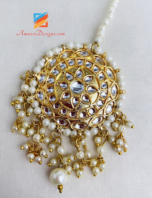 Goldenes Spiegel-Choker-Jhoomki-Tikka-Set