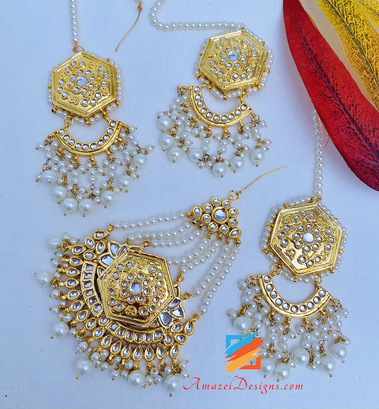 Golden Painted Kundan Earrings Tikka Passa Set