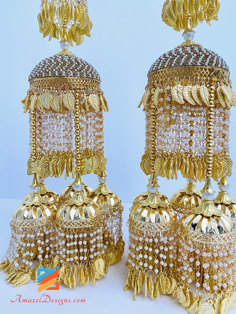 Kaleere a strati di perline di pietra Pattiyaan dorate 