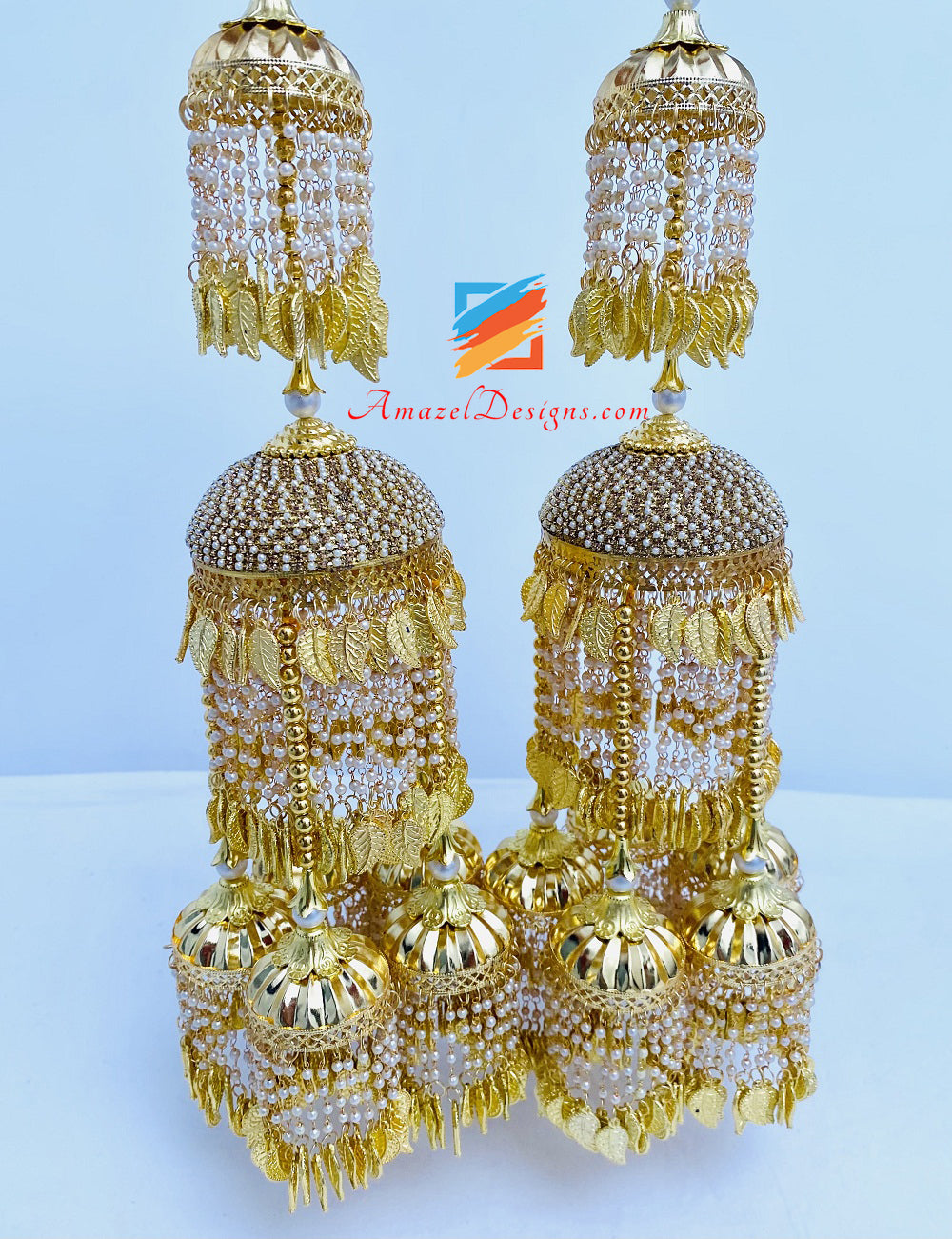 Kaleere a strati di perline di pietra Pattiyaan dorate 