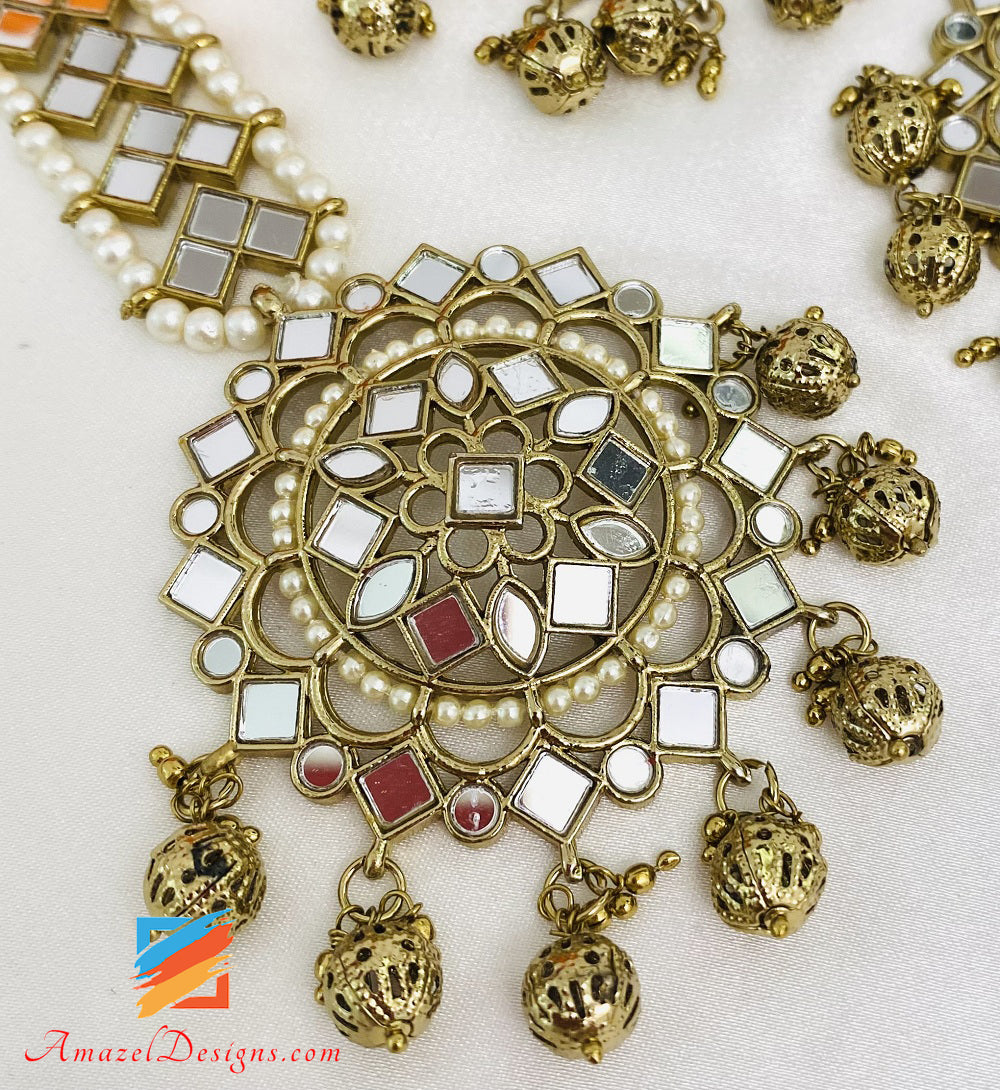Golden Sheesha Earrings Tikka Set