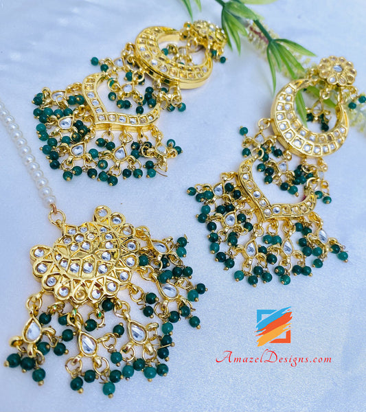 Set Tikka di orecchini Kundan verde smeraldo 