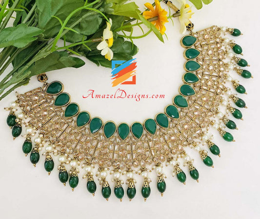 Grün (Smaragd) Hochwertiges Polki Monalisa Halskette Ohrringe Tikka Set 