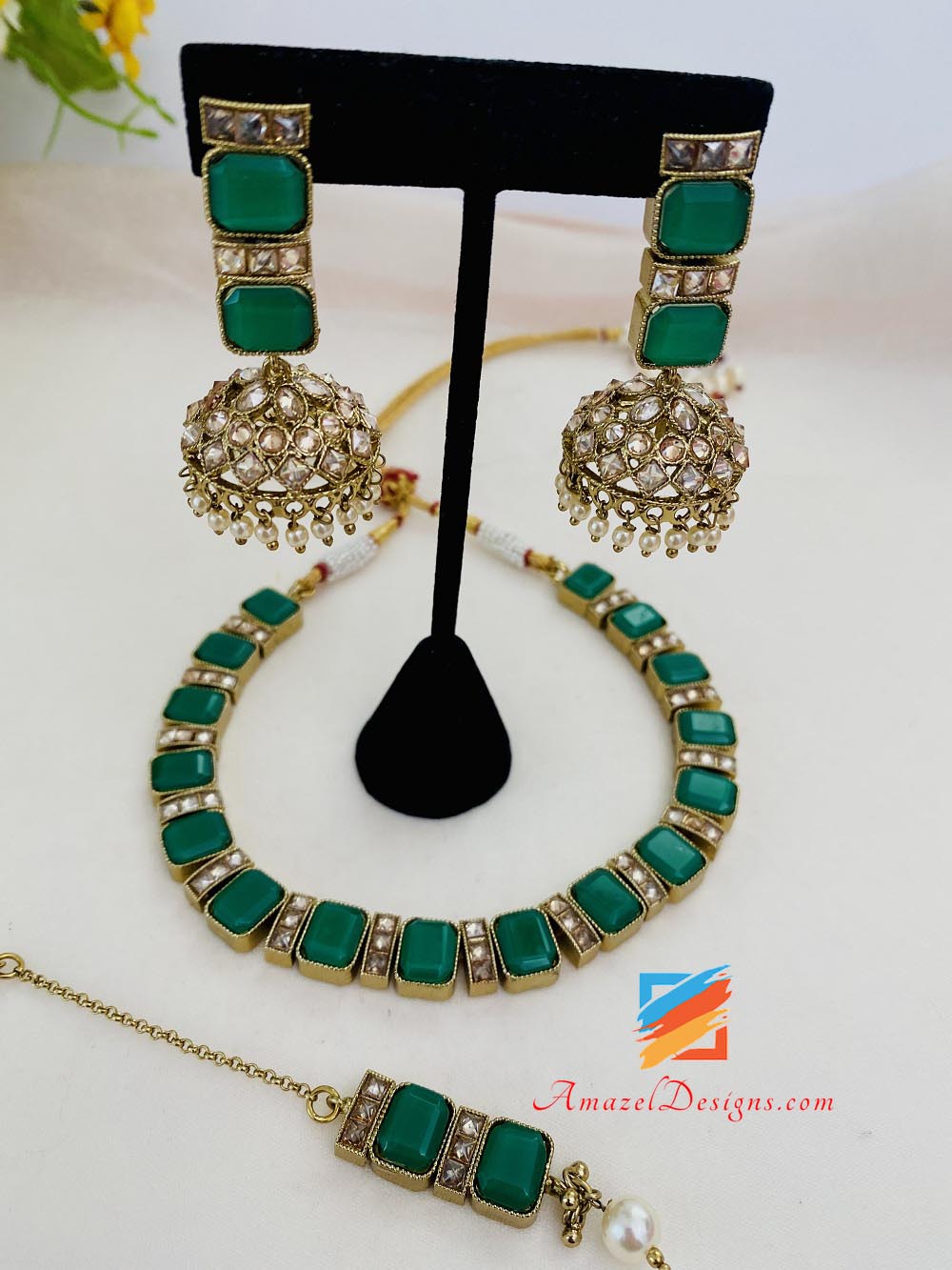 Collana girocollo Monalisa verde "Smeraldo" Set Jhumki Tikka 