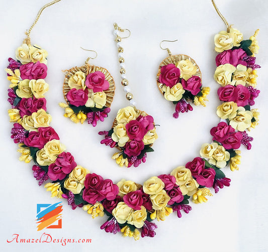 Pinke und gelbe Blumenschmuck-Halskette und Armreifen mit Ohrringen im Tikka-Set