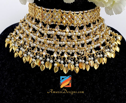 Kundan Goldene Halskette Ohrringe Tikka Set 