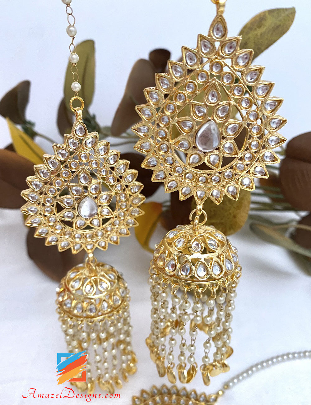 Kundan Golden Hanging Pippal Patti Beads Chain Orecchini Tikka Set 