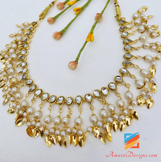 Kundan Golden Pippal Patiyaan Single Line Necklace