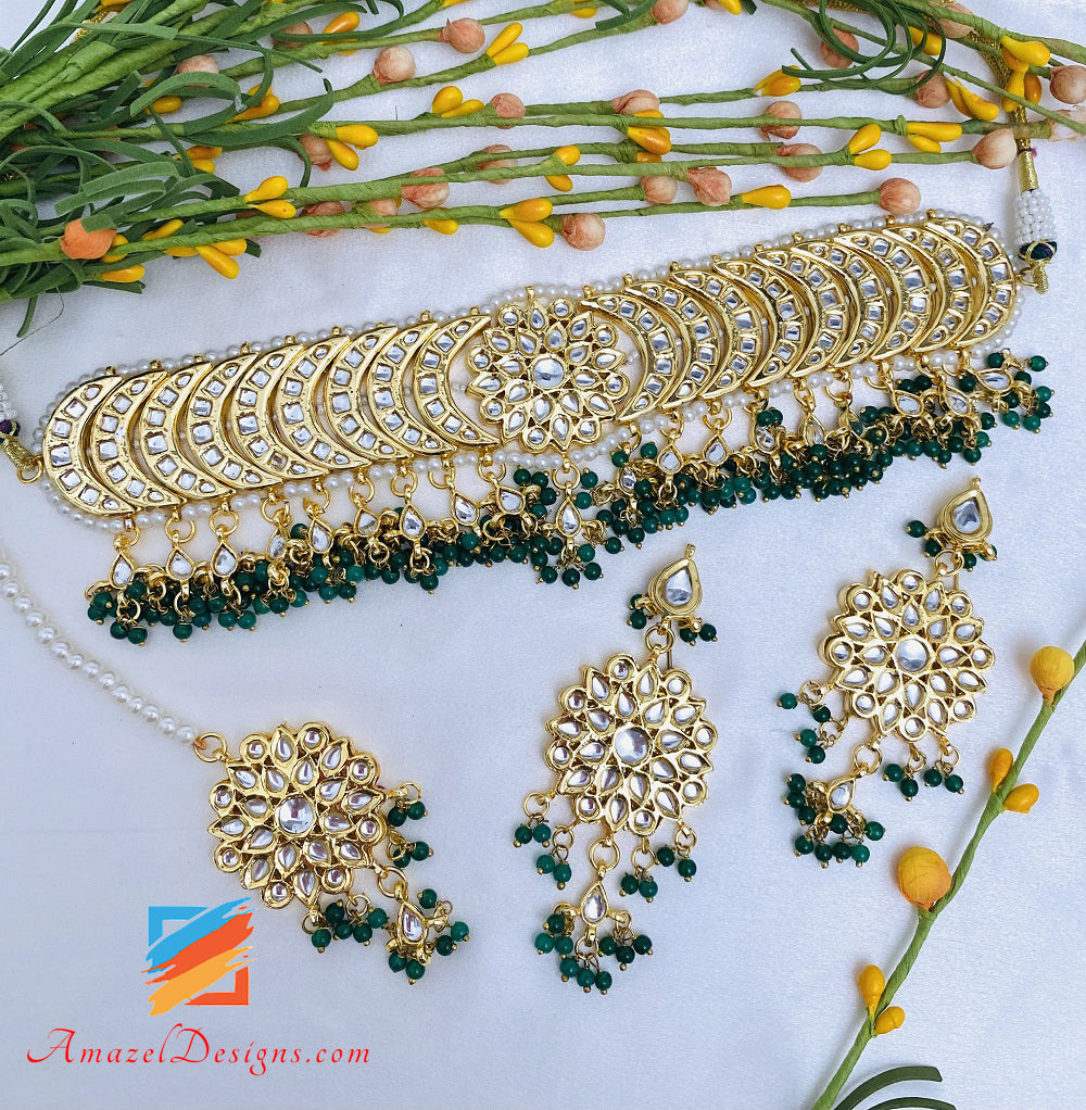 Kundan Green Emerald Choker Necklace Earrings Tikka Set