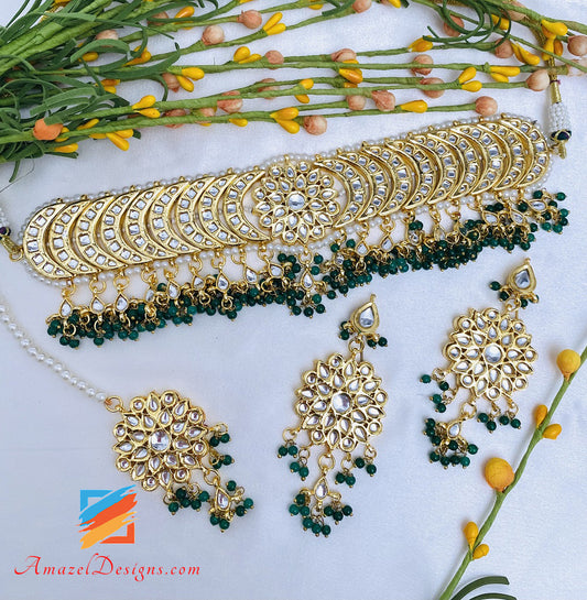 Kundan Green Emerald Choker Necklace Earrings Tikka Set