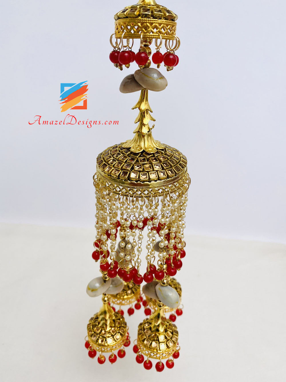 Kundan Kaleere With Red Beads And Kaudiyaan