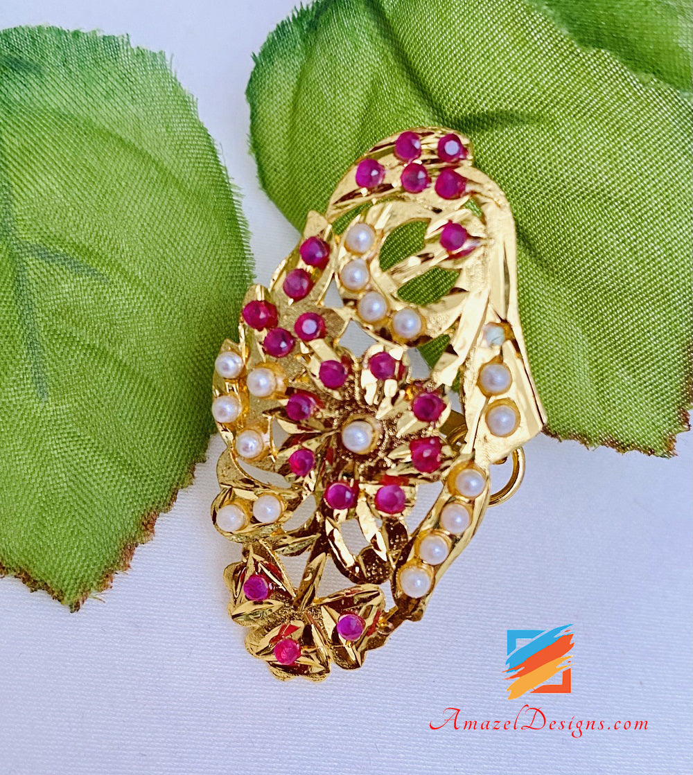 Goldener Jadau-Ring in Magenta-Pink 