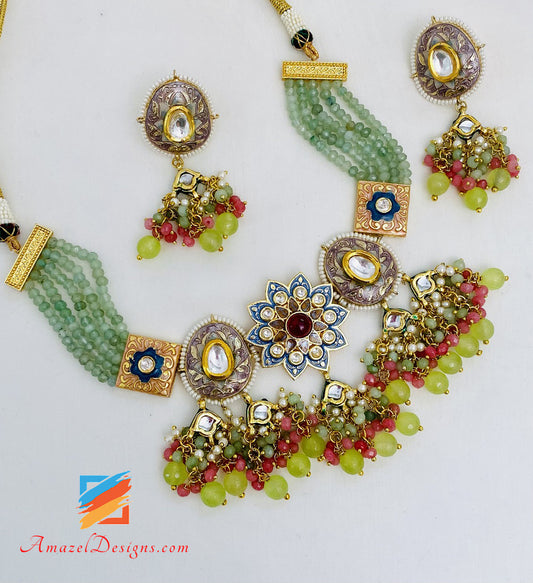Set di orecchini per collana dipinti a mano Meenakari multicolore menta 