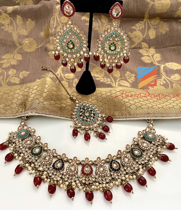 Mehrfarbiges Halsketten-Set mit Ohrringen Tikka 