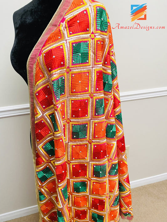 Mehrfarbige grün-orangefarbene Phulkari-Silberperlen Dupatta