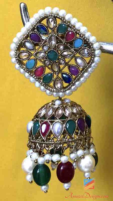 Set Tikka di orecchini Jhumka con rubino smeraldo multicolore