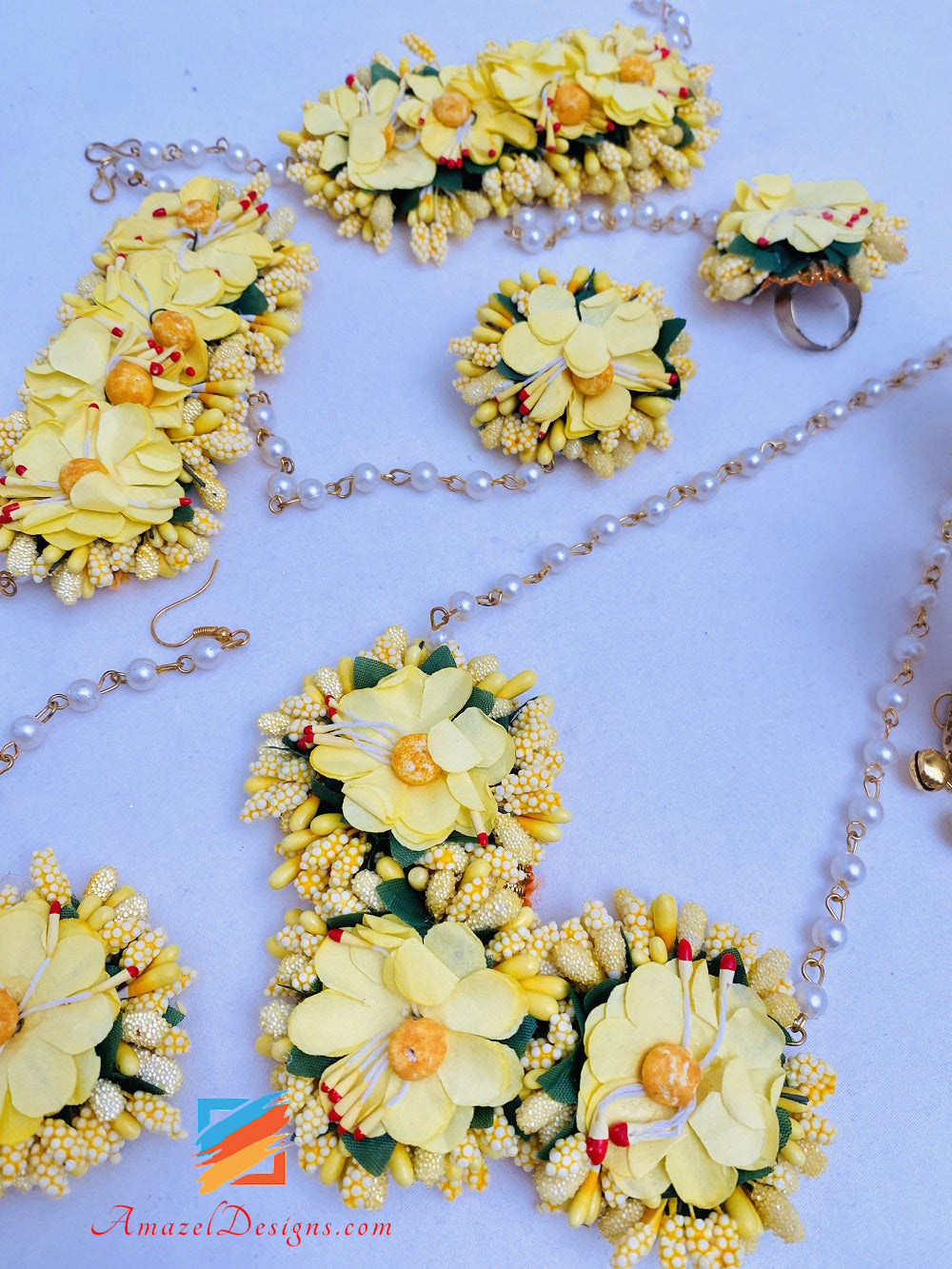 Halskette Jhumka Ohrringe Handstücke Tikka Gelbes Blumenset 