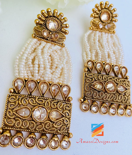 Orecchini pendenti con perline pendenti in oro opaco antico Polki