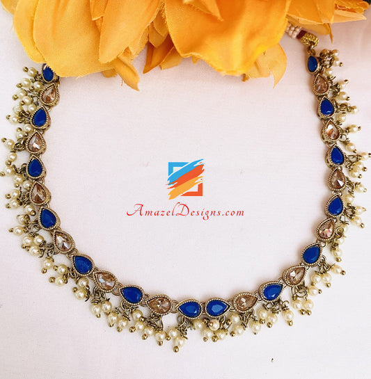 Einreihiger Halsband/Halskette mit blauen Polki-Perlen zum Aufhängen