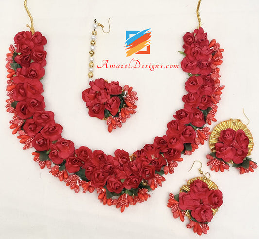 Rote Blumen Halskette Ohrringe Tikka und Kadas