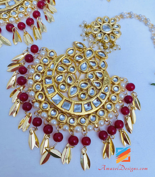 Redish Maroon Golden Kundan Orecchini oversize Set Tikka 