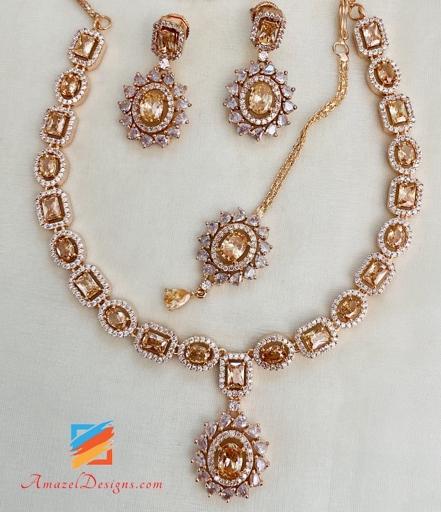 Orecchini pendenti con collana di diamanti americani in oro rosa Set Tikka 