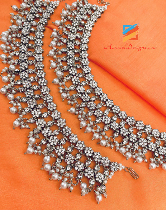 Silver Stone Flower Pearl Payal