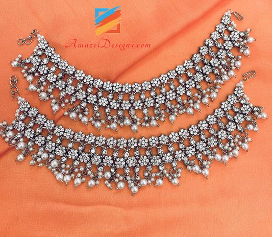 Silver Stone Flower Pearl Payal