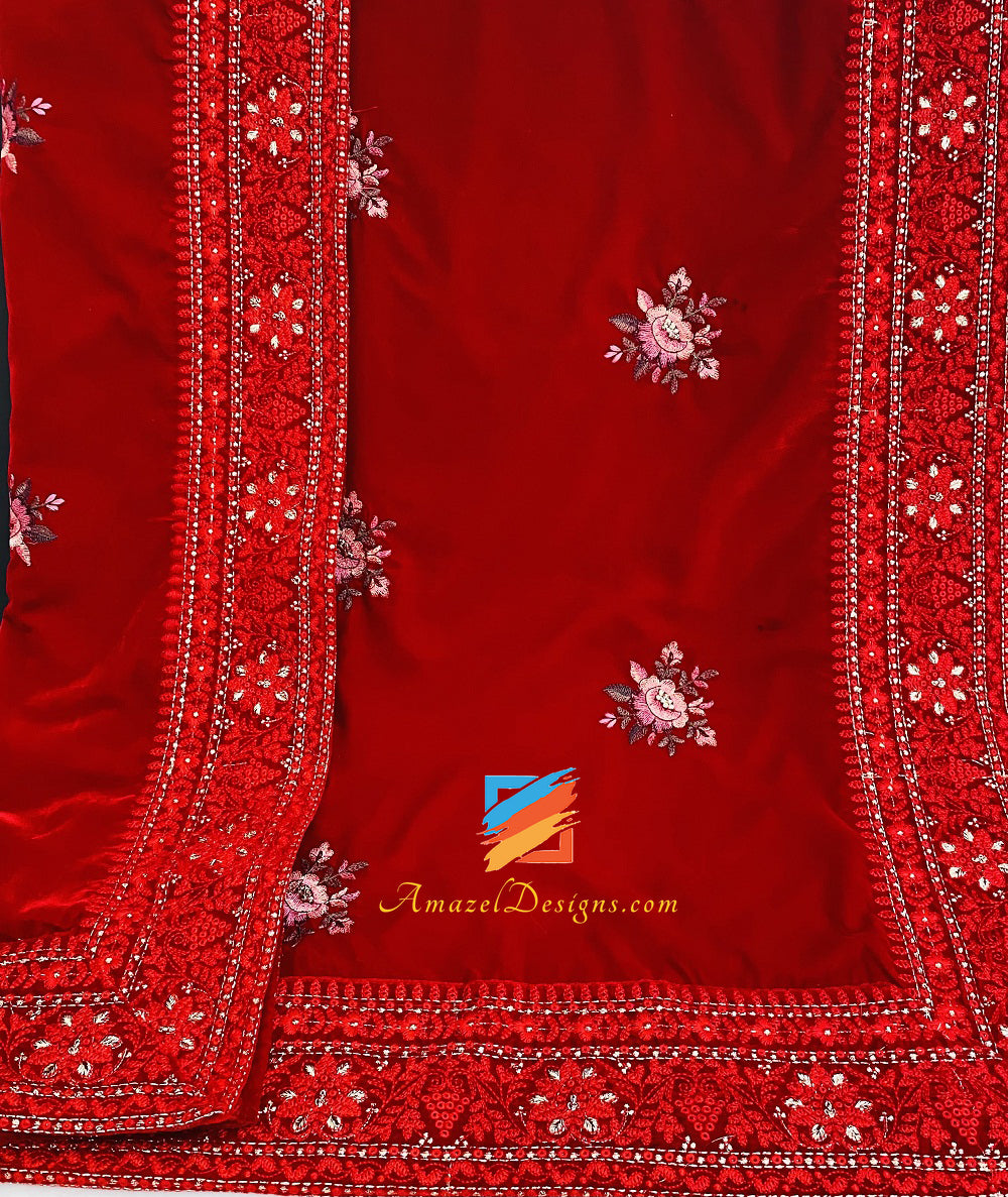 Tilla Thread Work Schal aus rotem Samt mit vier Seitenrändern 