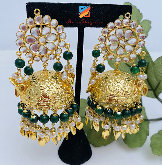 Pipal Patti Jhumka tradizionale leggero verde con Tikka oversize 