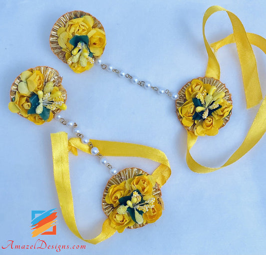 Gelbe Blumen-Halsketten mit weißen Perlen