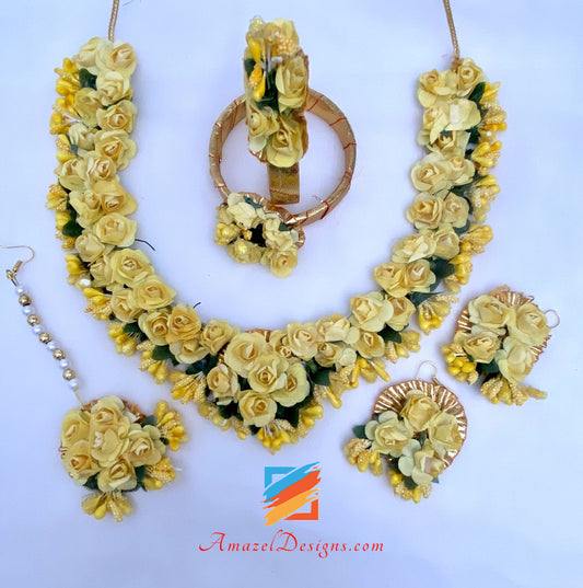 Orecchini collana fiore giallo Set Tikka